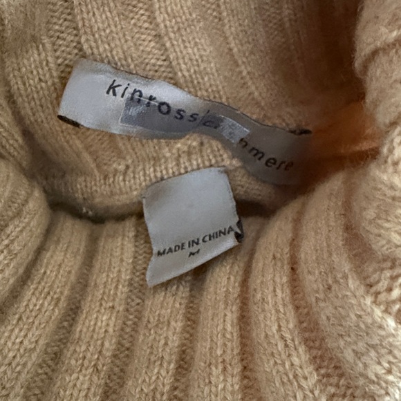 Kinross 100% Cashmere Sweater yellow Turtleneck Ribbed Blouse Top Soft M (Small) - Picture 4 of 6